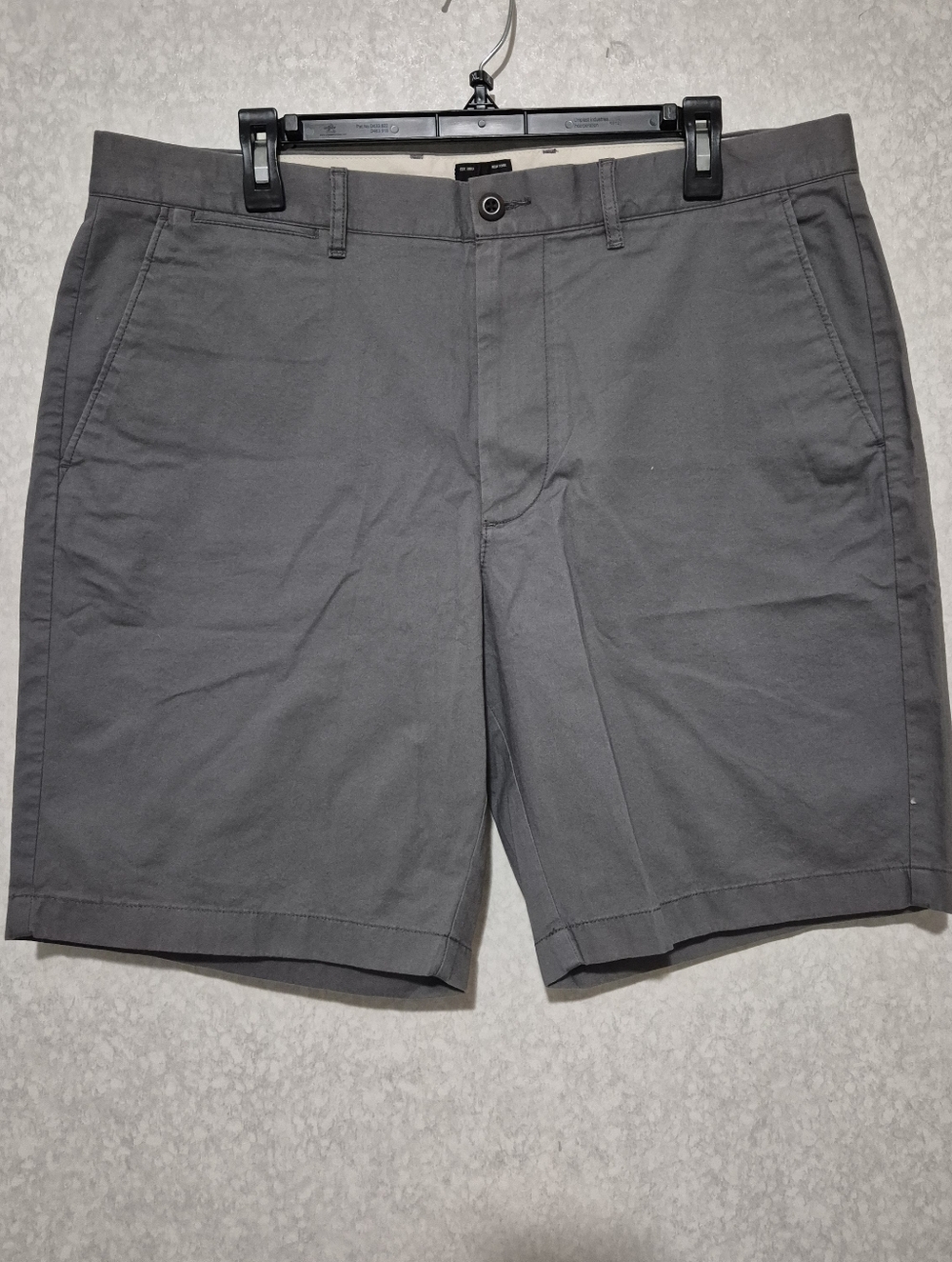 NWT J. Crew Men's Gray Flat Front Chino Short..Size:36